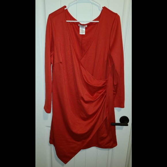 Love Squared Dresses & Skirts - Sexy red dress